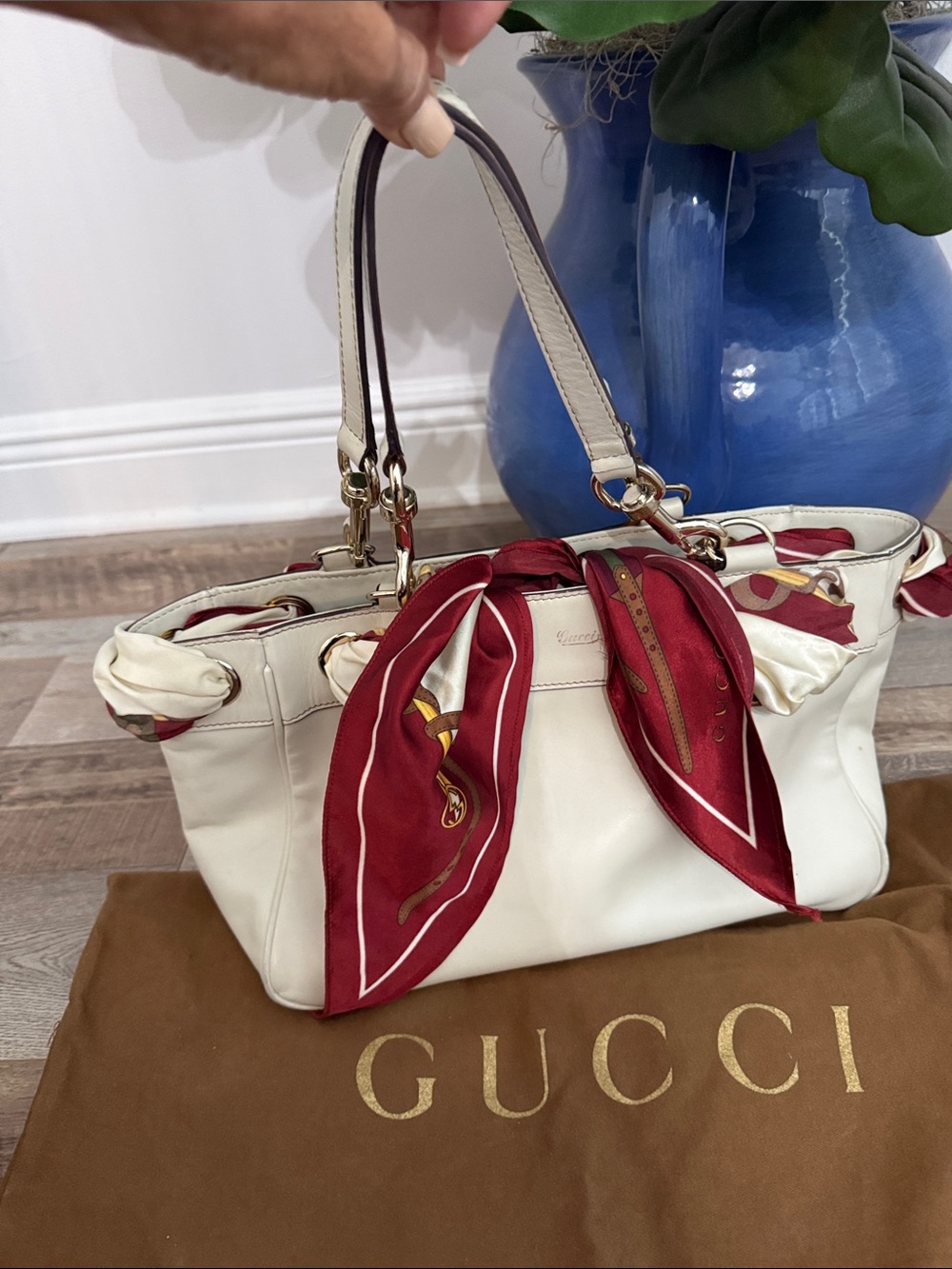 Gucci Cream Leather and Canvas Shoulder Bag with Gold Hardware